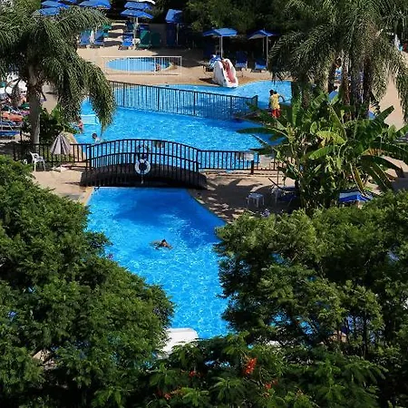 Jacaranda Apartahotel